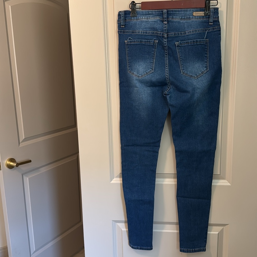Vince Classic Blue Jeans with Red Stitching